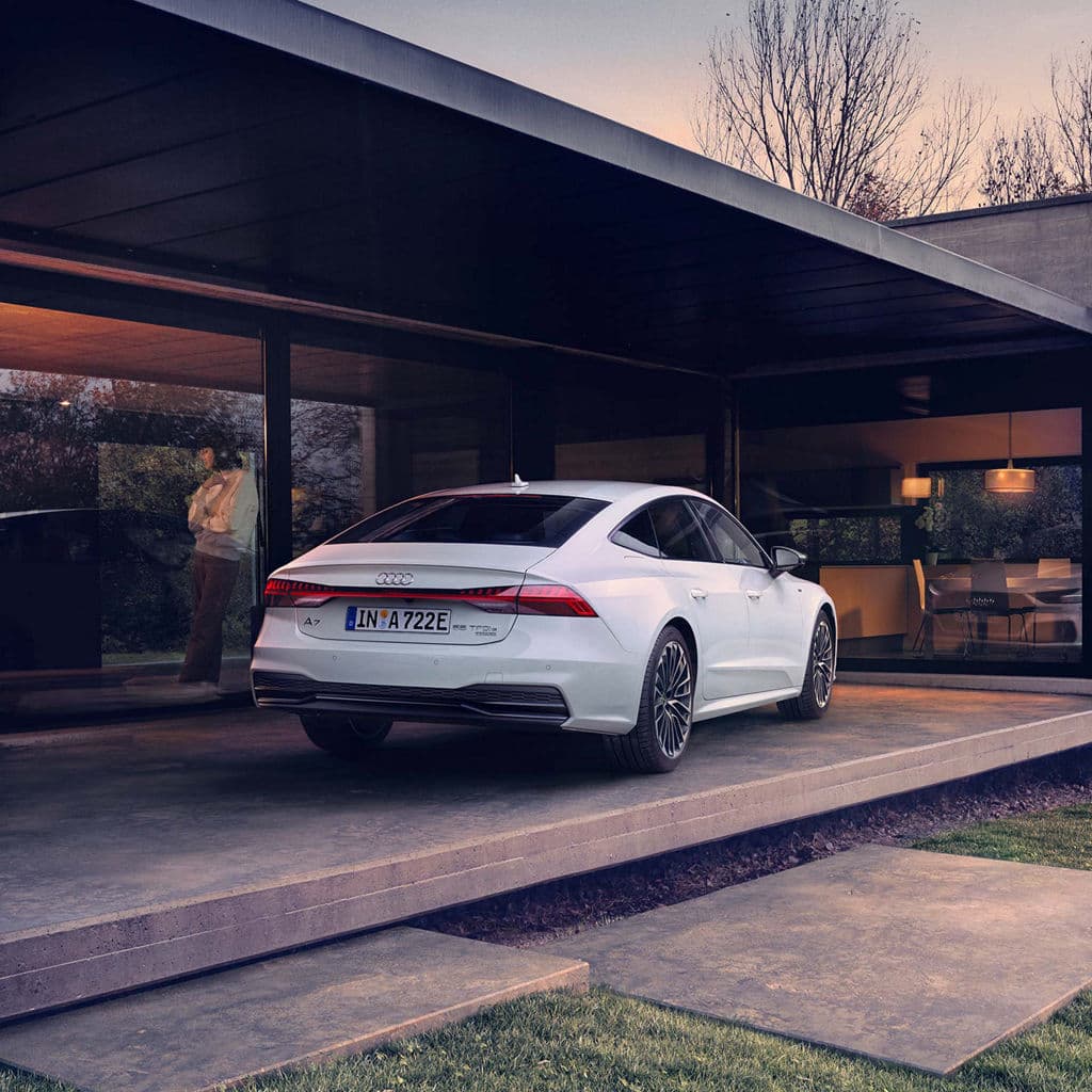 2025 Audi A7 Sportback Plug-in Hybrid — Exterior Design, Charging Port & Battery Specs 15