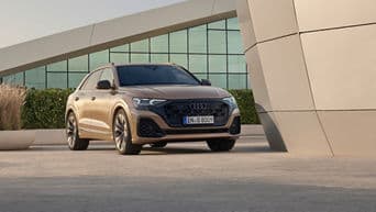 2025 Audi Q7 Plug-in Hybrid — Exterior Design, Charging Port & Battery Specs 4