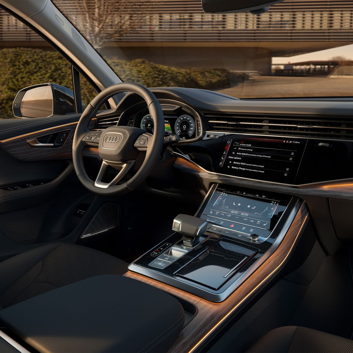 2025 Audi Q7 Plug-in Hybrid — Exterior Design, Charging Port & Battery Specs 11