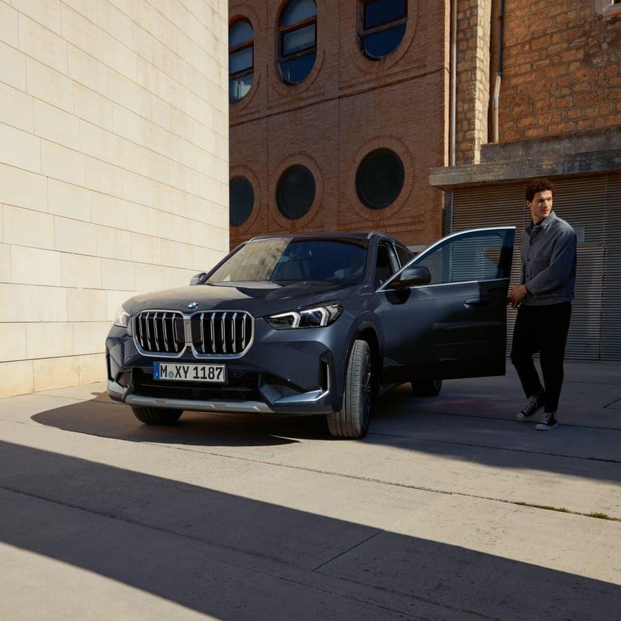 2024 BMW X1 25e Plug-in Hybrid — Exterior Design, Charging Port & Battery Specs 6