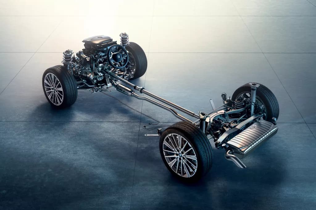 2024 BMW X1 25e Plug-in Hybrid — Exterior Design, Charging Port & Battery Specs 18