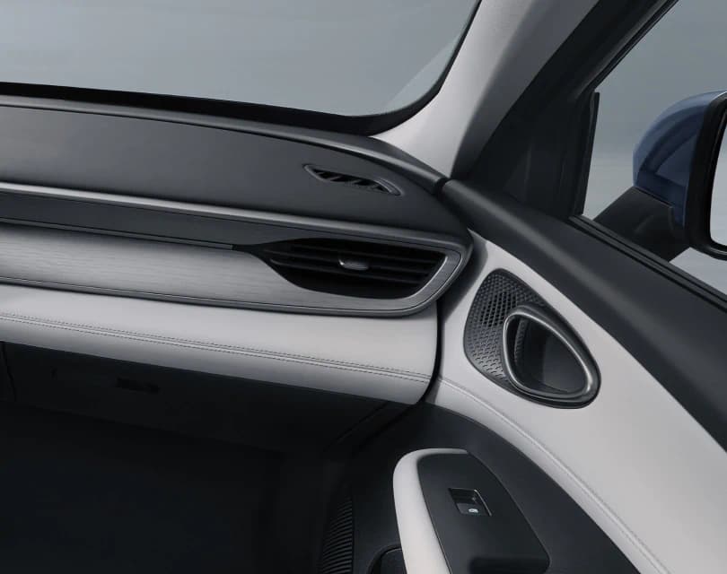 2023 BYD Seal 5 DM-i Plug-in Hybrid — Exterior Design, Charging Port & Battery Specs 11