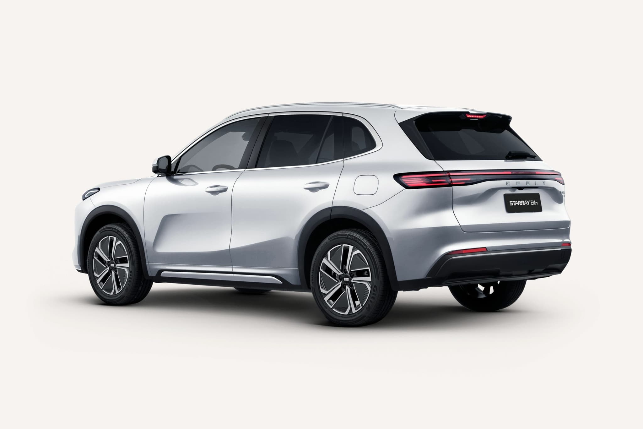 2026 Geely Starray EM-i Plug-in Hybrid — Exterior Design, Charging Port & Battery Specs 4