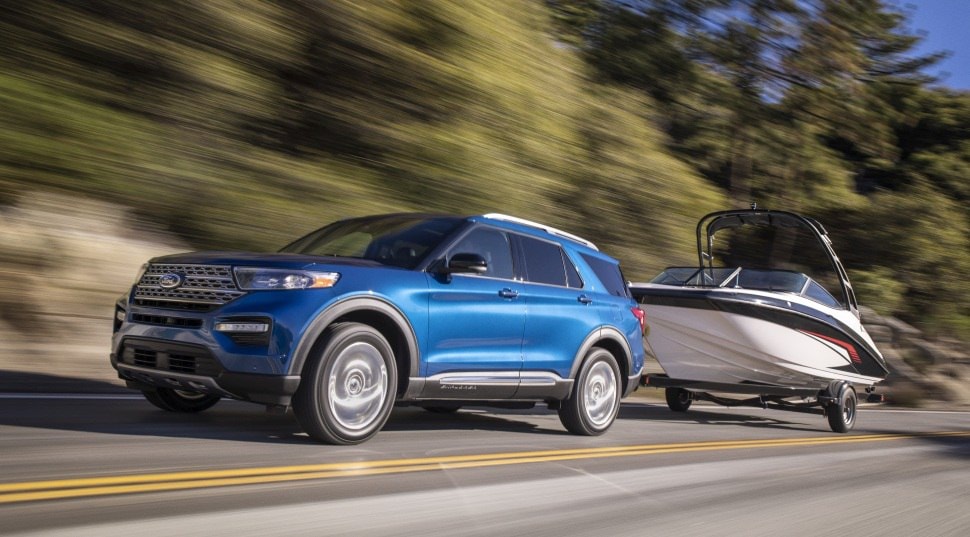 2024 Ford Explorer Plug-in Hybrid — Exterior Design, Charging Port & Battery Specs