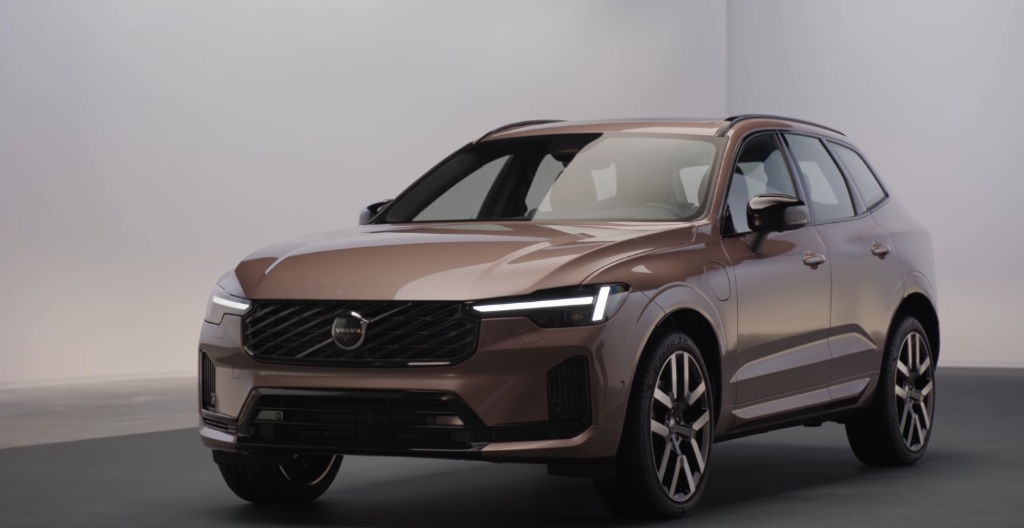2026 Volvo XC60 Studio Reveal Stance