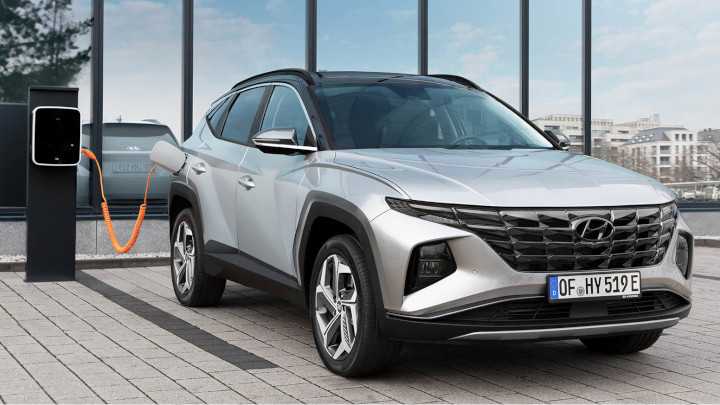 ACEA September 2026 EU Car Registrations: PHEVs Break Double-Digit Barrier with 10.1% Market Share and 860K Units — Technical Analysis & Specifications Guide (PHEVs.eu)